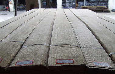 قشرة الخشب صفائح الخشب الرقائقي ربع قطع قشرة بني طبيعي سمك 0.5 مم