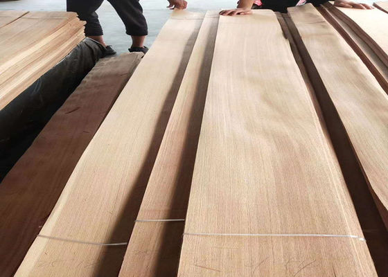 ربع قطع صفائح قشرة خشب الرماد البني للأثاث 0.2 مم للخشب الرقائقي